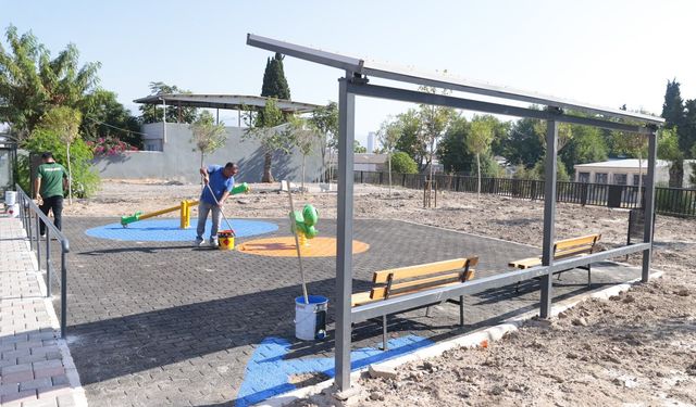 Konak’ta atıl alan mahalle parkına dönüştürüldü