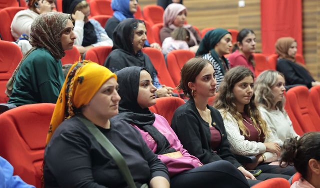 Konak’ta aile içi iletişim ve farkındalık buluşmaları