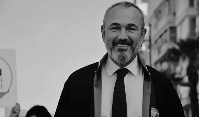 İZBETON davasında Özkan Yücel’e saygı: Bütün salon ayağa kalktı