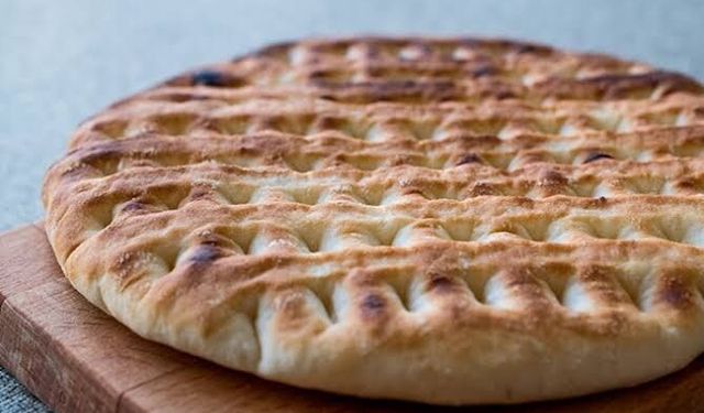 Kebapçı usulü tırnak pide nasıl yapılır? Evde tırnak pide tarifi