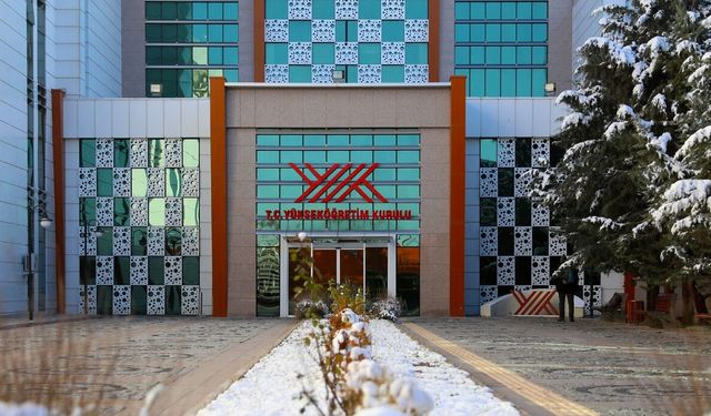 Eğitim-Sen’den iktidara ‘üniversite’ çağrısı: YÖK kapatılsın, demokratik katılım esas alınsın!