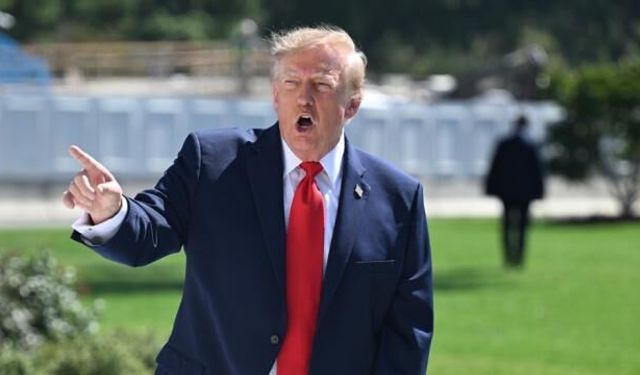 Donald Trump'tan İran'a tehdit: Ya anlaşmayı imzalayacak ya da var olmayacak
