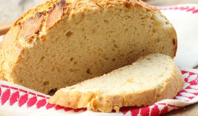 Evde hamur yoğurmadan ekmek nasıl yapılır? İşte pratik ekmek tarifi