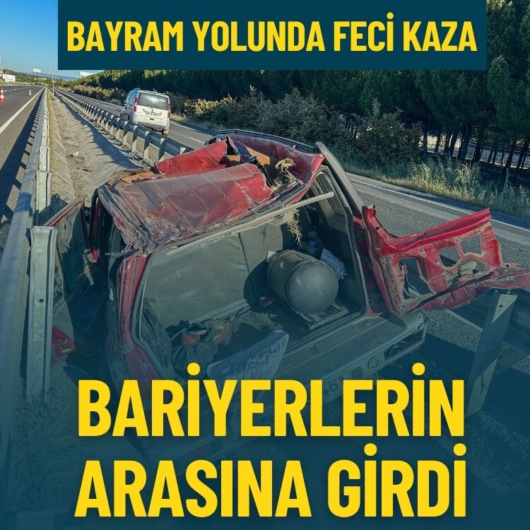 Bayram yolunda feci kaza... Bariyerlerin arasına girdi!
