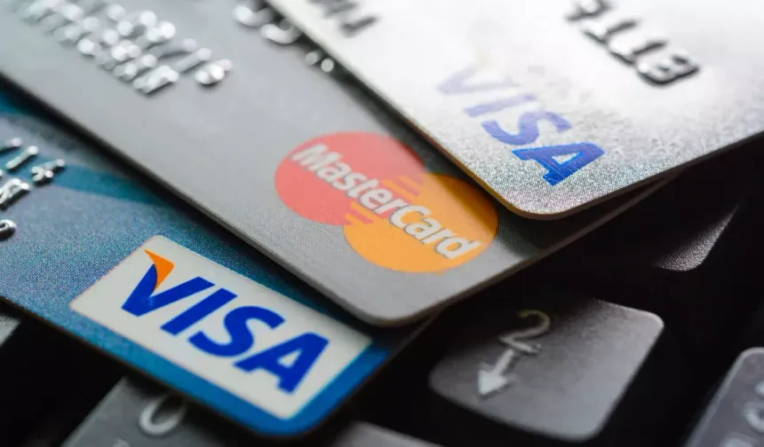 Z kuşağının kredi kartı borcu diğer tüm nesillerden daha hızlı artırıyor