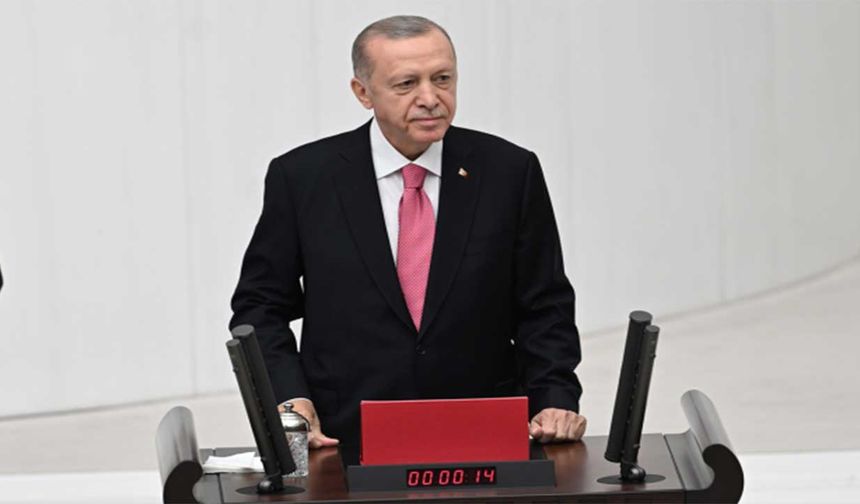 Erdoğan Meclis'te yeminini etti!
