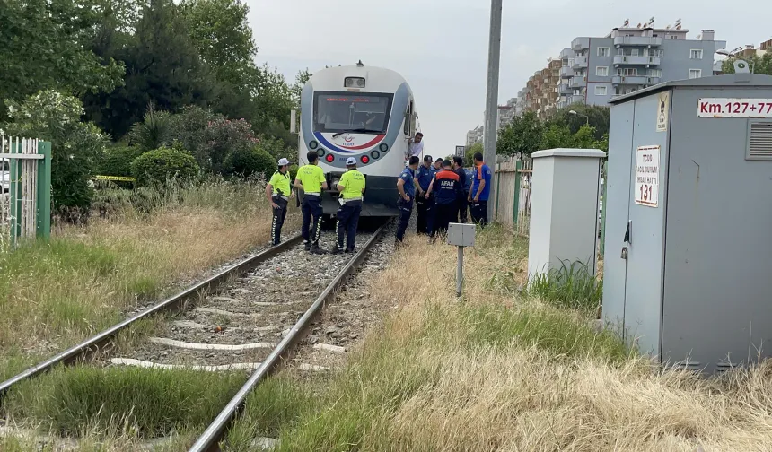 Aydın'da tren çarpan genç hayatını kaybetti