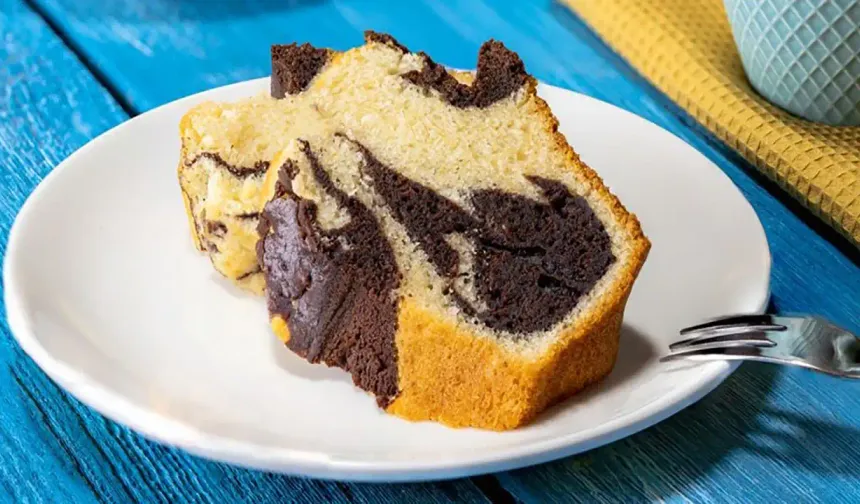 Misafirleriniz bu kek bayılacak: Kolay kek tarifi