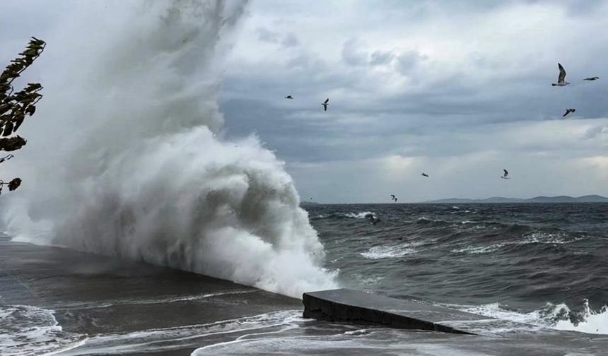 Meteoroloji uyardı: Ege Denizi'nde fırtına bekleniyor