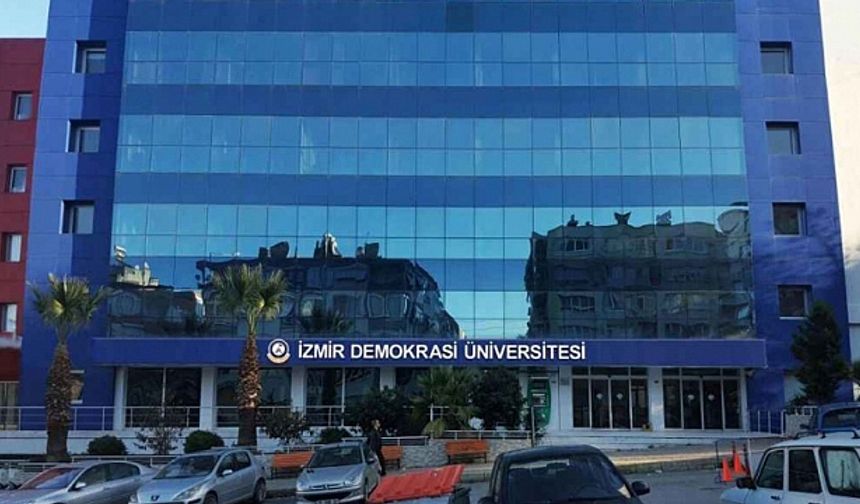 Eğitim İş İzmir'den Demokrasi Üniversitesi Rektörü hakkında suç duyurusu