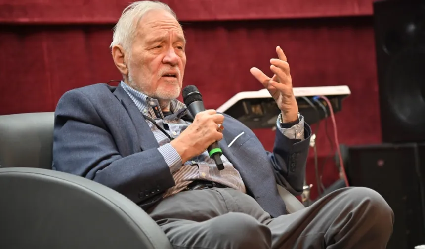 İlber Ortaylı'dan sağlık durumuna ilişkin yeni açıklama: Bir süre...