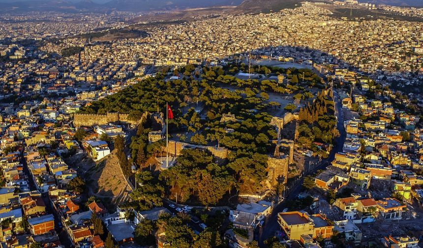 İzmir'in tarihi tepesi: Kadifekale