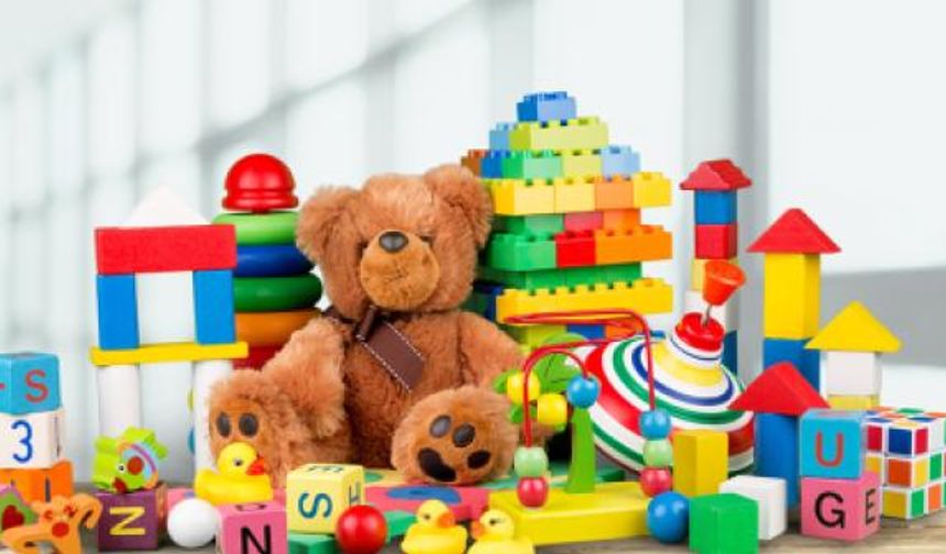 Seferihisar Belediyesi'nden umut dolu kampanya: Çocukların yüzü gülecek