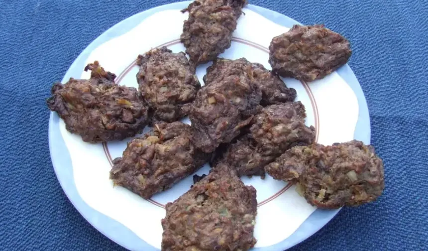 Mantarla yapılıyor, tadı damak çatlatıyor: Köfteyi bir de böyle deneyin!