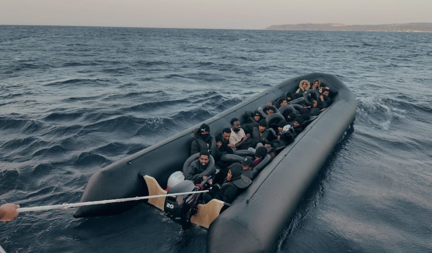 Aralarında 8 çocuk vardı: 41 göçmen Ege'de kurtarıldı