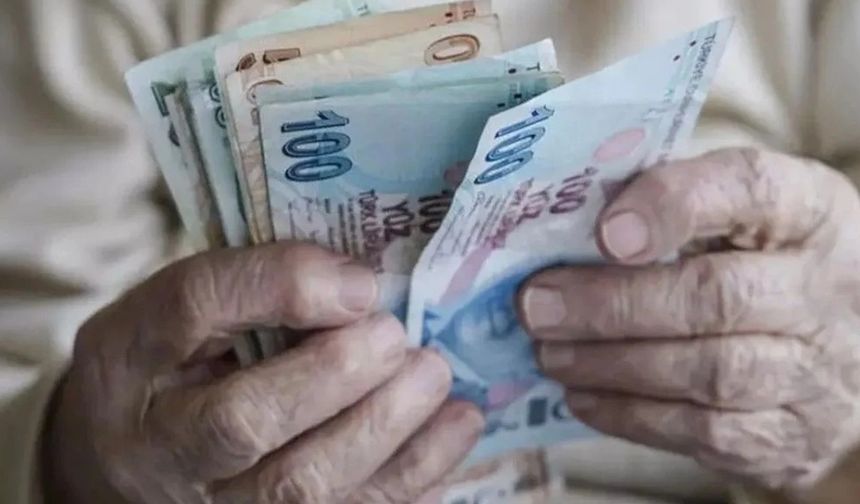 Emekli promosyonlarında yarış kızıştı: Sözleşme şartlarına dikkat!