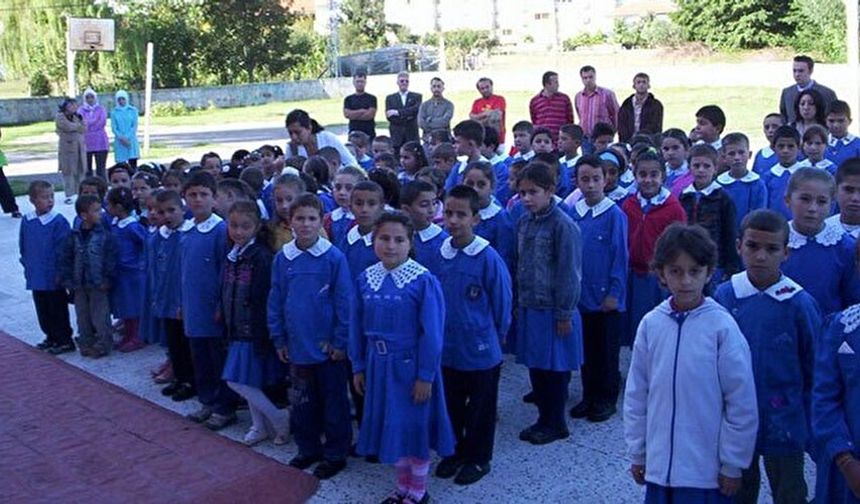 Bakan Tekin duyurdu: Okul formasında yeni dönem