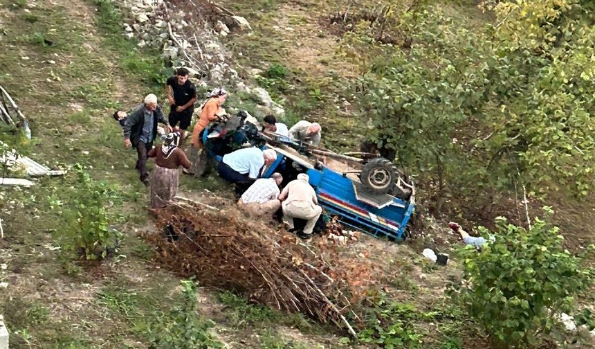 Tarla yolunda can pazarı: 3 kişi hayatını kaybetti