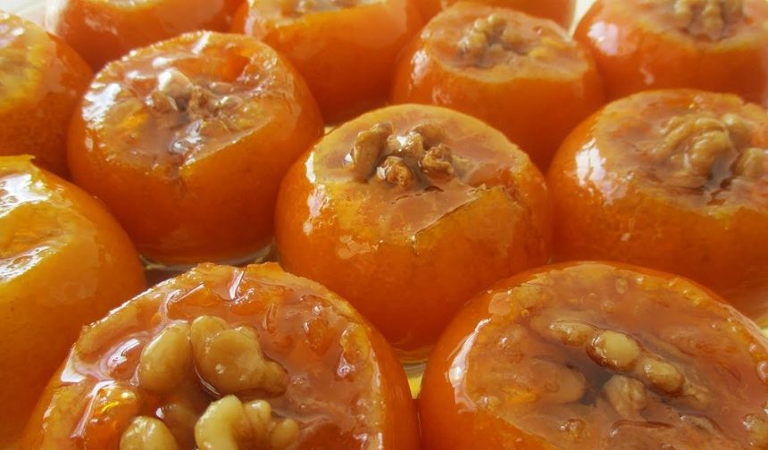 Dakikalar içinde hazırlanıyor, lezzetiyle büyülüyor: İzmir Mandalina Tatlısı nasıl yapılır?