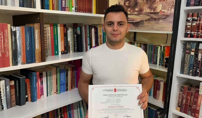 Hayalindeki okula öğrenci olarak girememişti, çabalayıp öğretim görevlisi oldu