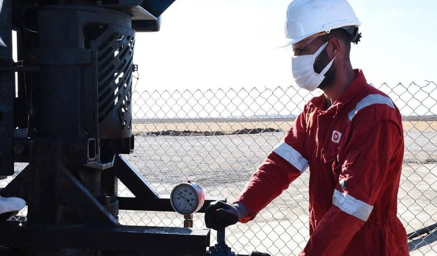 Bakan duyurdu: Petrol akışı yeniden başladı