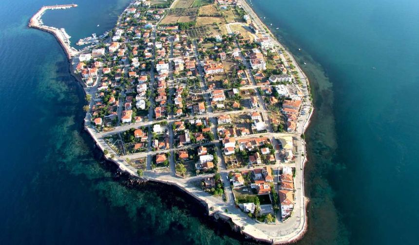 Denizin ortasında huzurlu bir köşe: İzmir'de bir zamanlar Amazon kadınlarının yaşadığı cennet