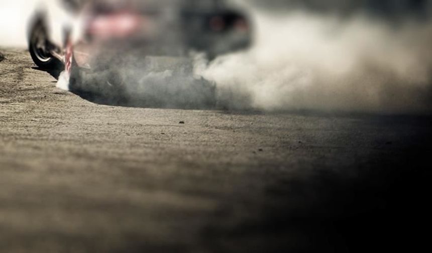 Düğün konvoyunda drift: Trafikten men edildi!