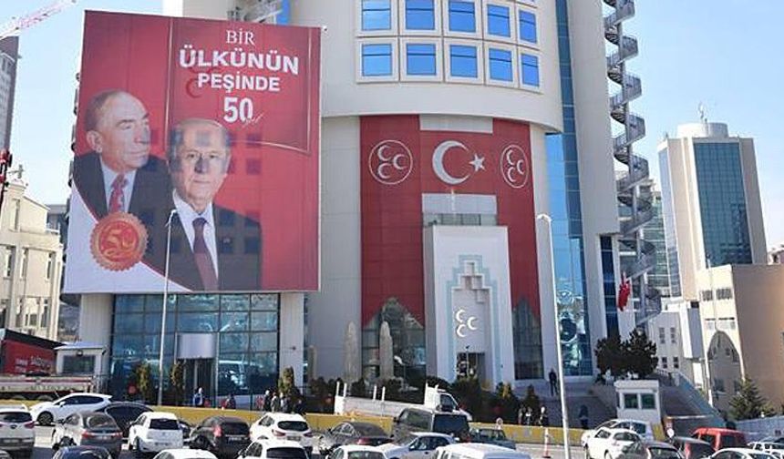 MHP’de iki isim disipline sevk edildi
