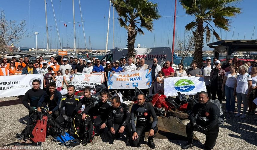 Urla'da kıyı ve deniz temizliği için gönüllüler bir araya geldi
