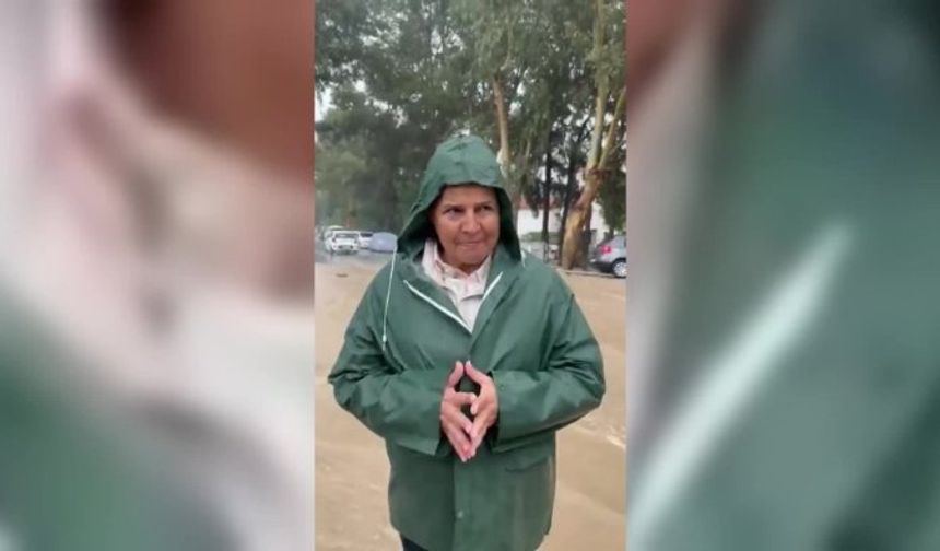 Foça’yı vuran sel felaketinde son durum: Belediye ekipleri 7/24 sahada!