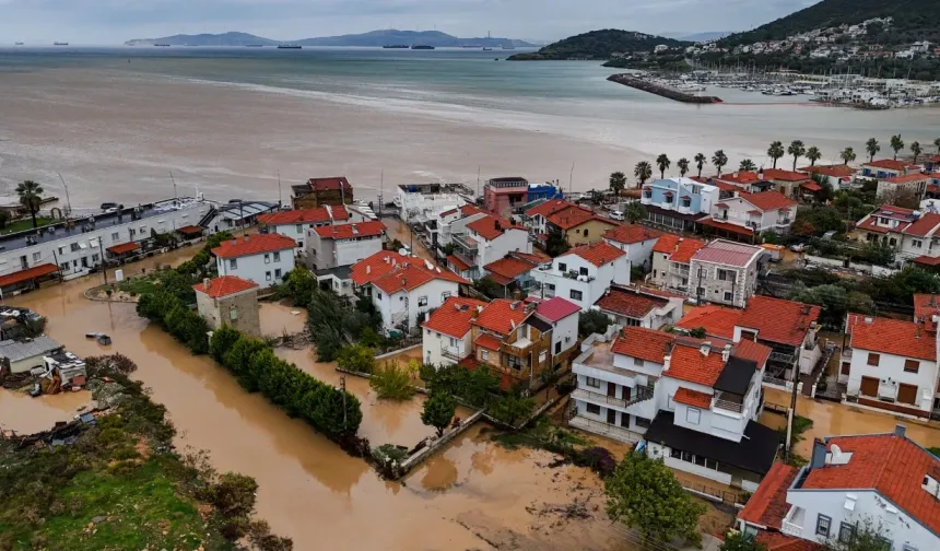 Sel felaketinde yürek burkan detay: Kızıyla telefonda görüşürken sel sularına kapıldı