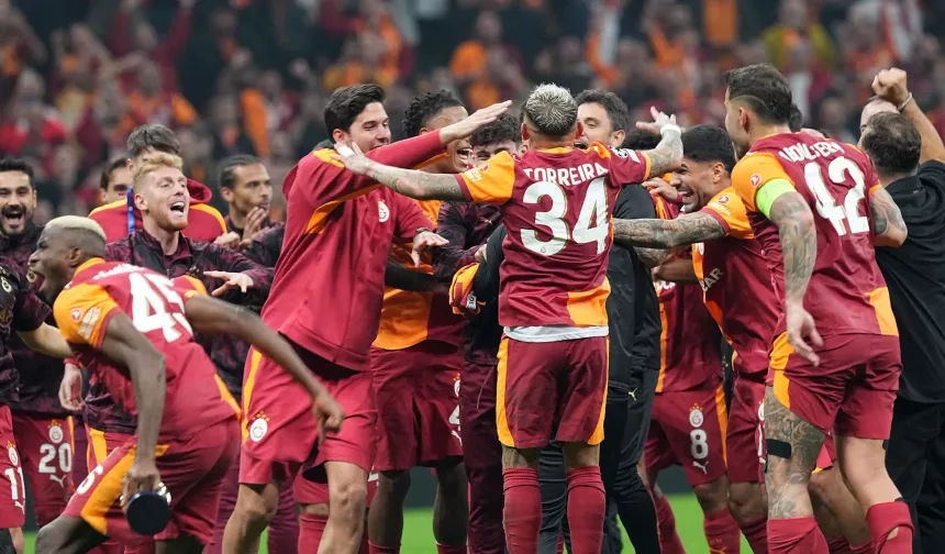 Galatasaray kasasını doldurdu, rekora koşuyor