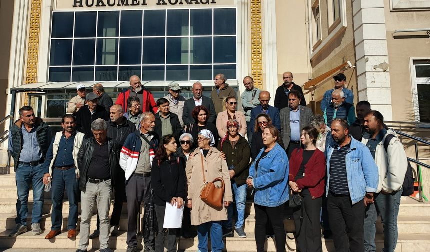 Kürtçe müzik eşliğinde halay çeken öğrencilerin gözaltına tepki: Okullar çocukların cezaevine dönüşmemelidir