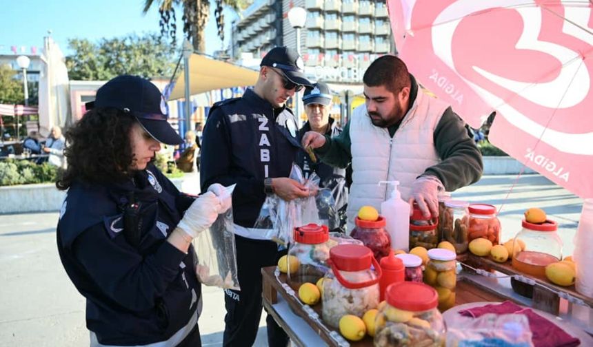 Gıda güvenliği için harekete geçildi: Kuşadası’nda sokak lezzetlerine sıkı denetim