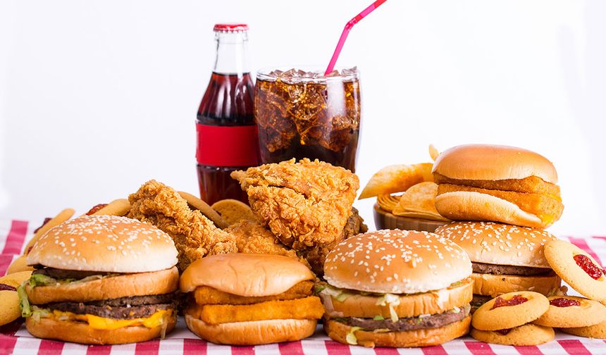 Aşırı şeker, sağlıksız yağ: İşlenmiş gıdalar alarm veriyor!