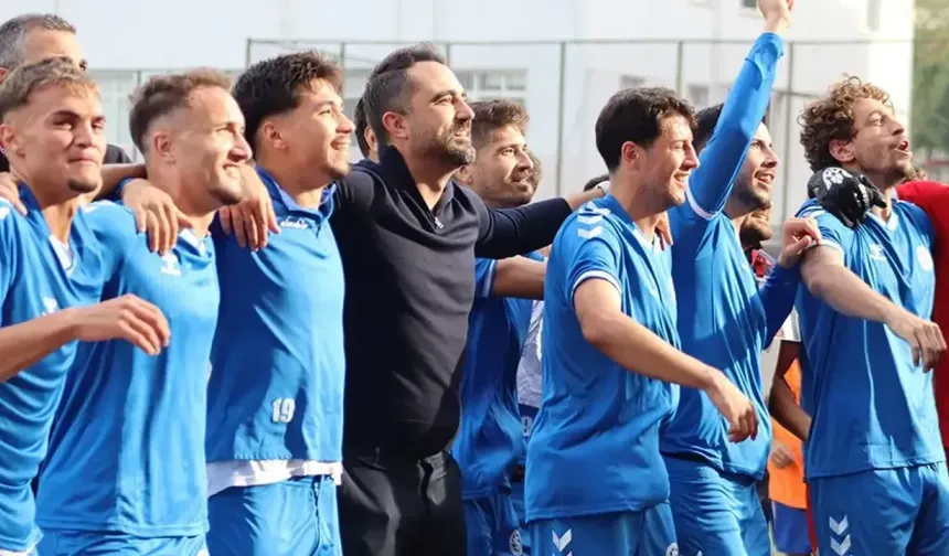 İzmirspor’da istifa şoku: Yönetimin tutumu prensiplerimle örtüşmüyor!