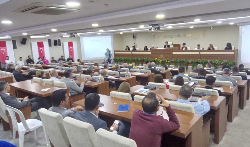 Karabağlar meclisinde Fahrettin Altay gündeme geldi: İmza sayısı bin 500'ü aştı!