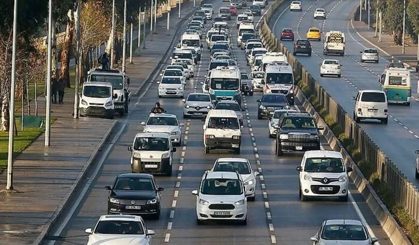 İZSU ve Büyükşehir duyurdu: İzmir'in bu caddesi araç trafiğine kapalı