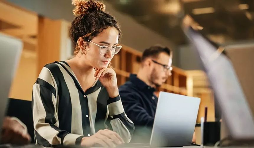 Çalışanların hayali gerçek mi oluyor? Haftada 4 gün mesai Meclis'in gündeminde!