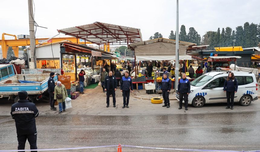 Buca Belediyesi’nden pazar yerlerinde kayıt dışı satışlara denetim