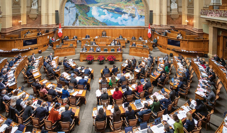 İsviçre’den Maduro’ya darbe: Tüm mal varlıkları donduruldu