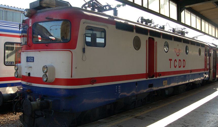 Sayıştay raporu: TCDD’de çürümeye bırakılmış vagonlar!