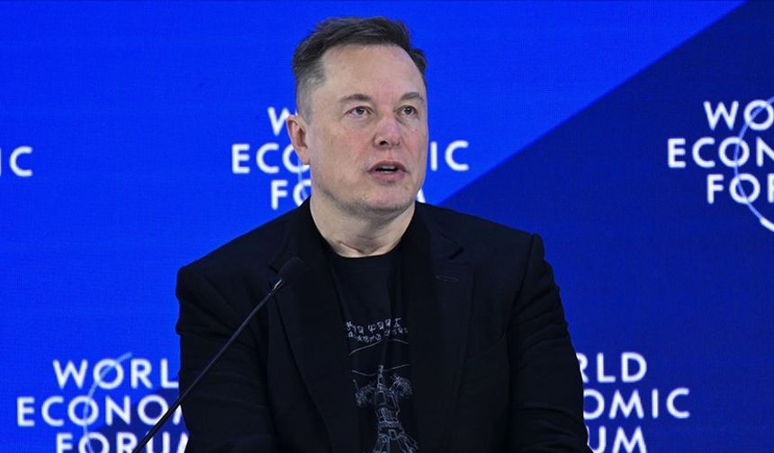 Elon Musk’tan yapay zeka öngörüsü: İnsandan daha zeki hâle gelecek!