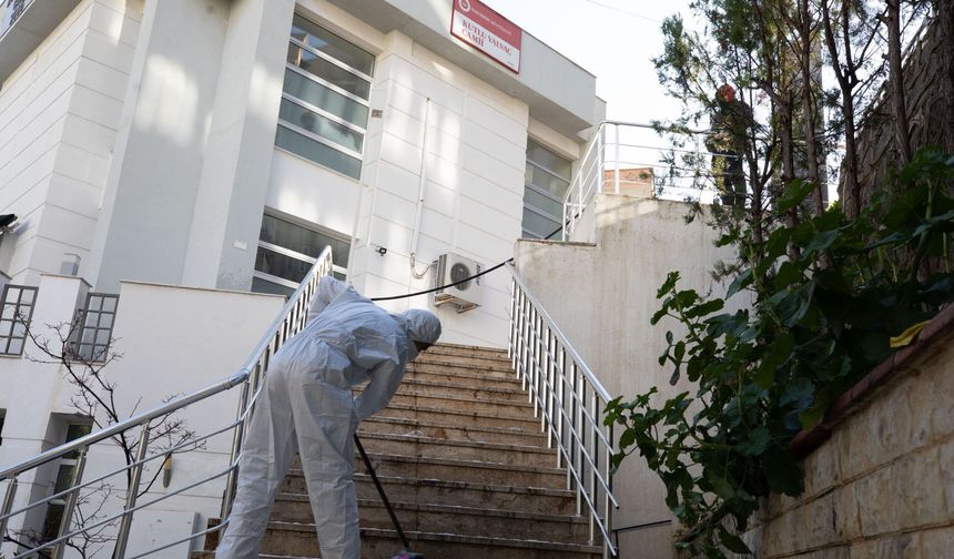 Narlıdere Belediyesi'nden cami temizliği