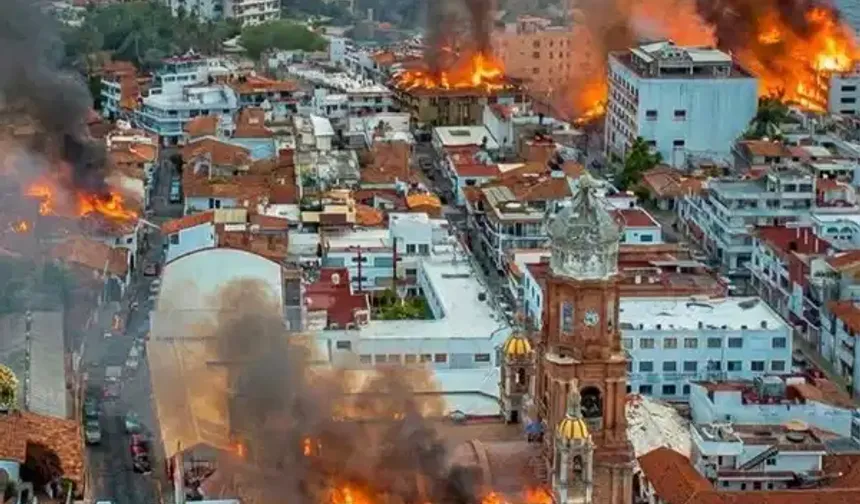 Kartel liderine operasyon sonrası Meksika savaş alanına döndü: Karteller sahaya indi