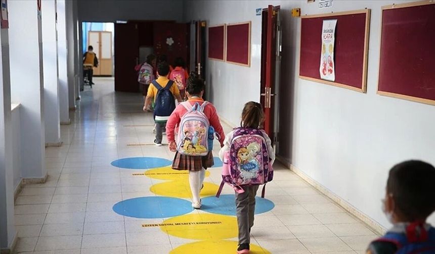 Ara tatil bitti: İlk ders zili yarın çalacak