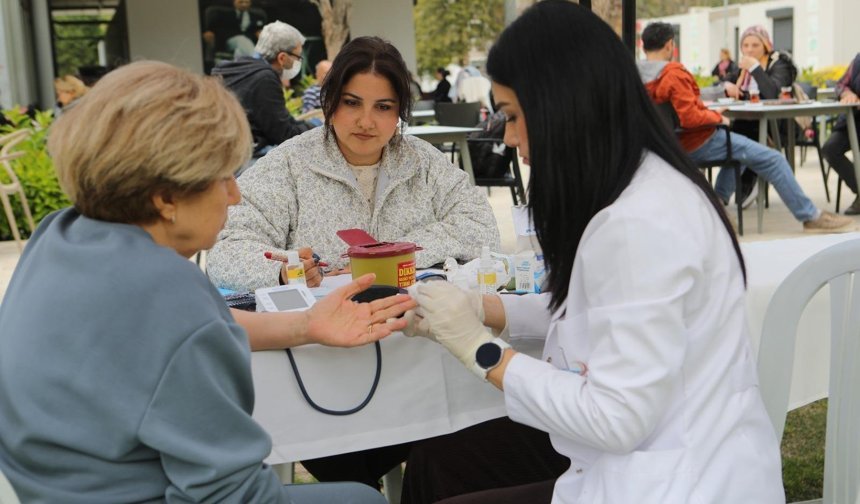 Bayraklı Belediyesi'nden ücretsiz sağlık hizmeti