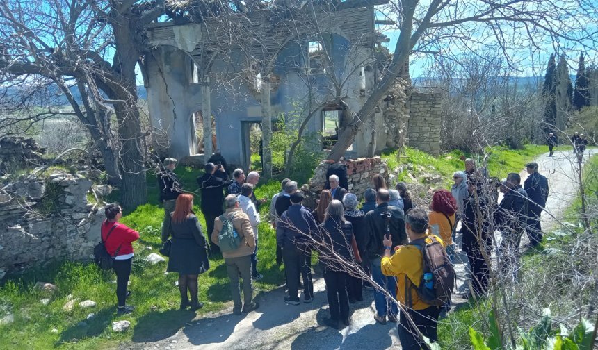 Ahmet Büke okurlarıyla buluştu: Yazma maceram bu topraklarda başladı!