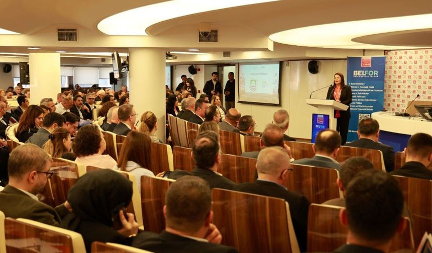 Foça Belediyesi’nin projeleri Belediyecilik Forumu'nda dikkat çekti