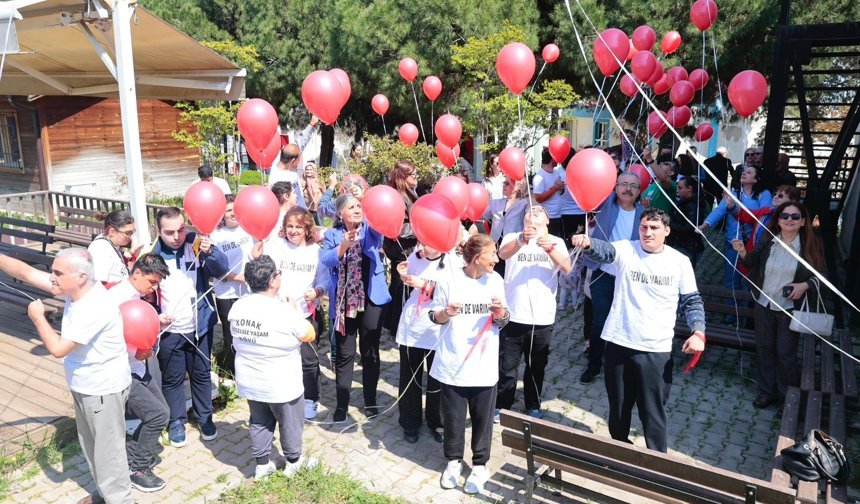 Konak'ta otizm farkındalık günü: Biz de varız!